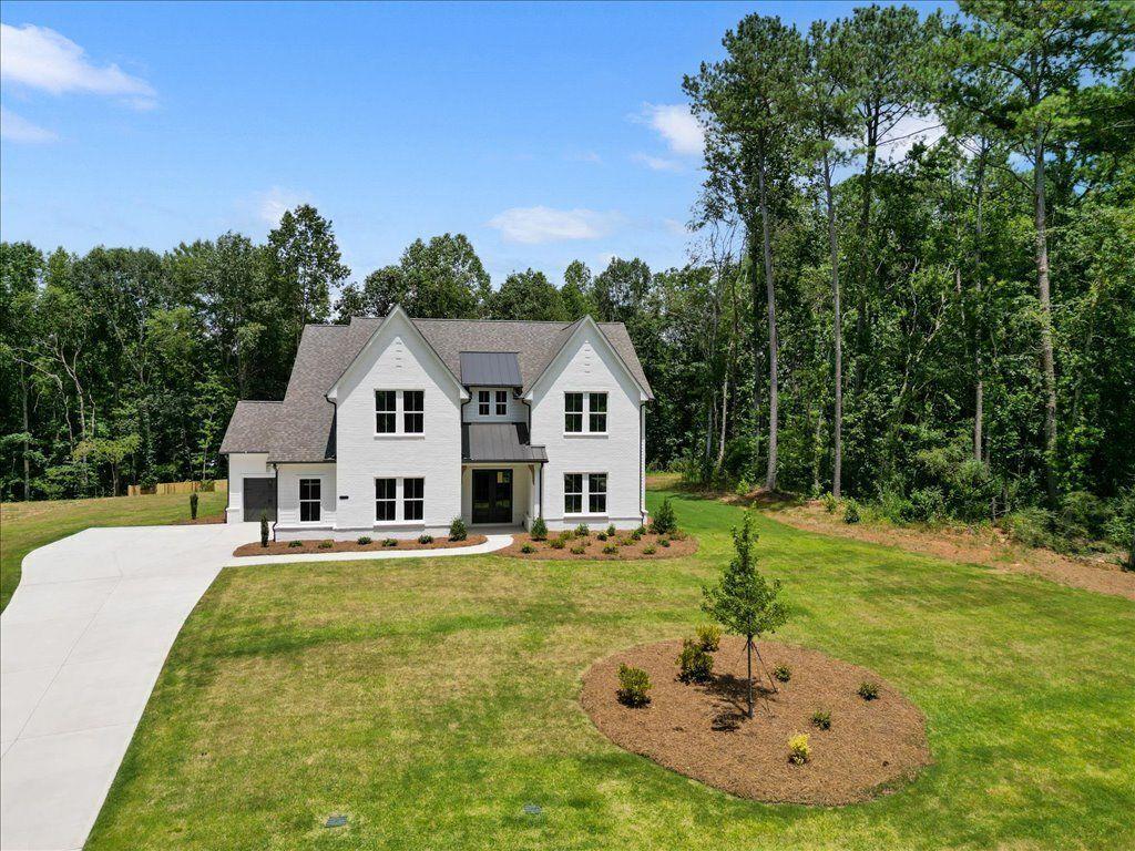 8180 Scarlett Grace Lane