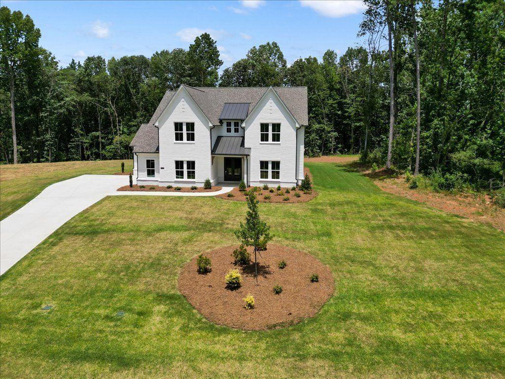 8180 Scarlett Grace Lane