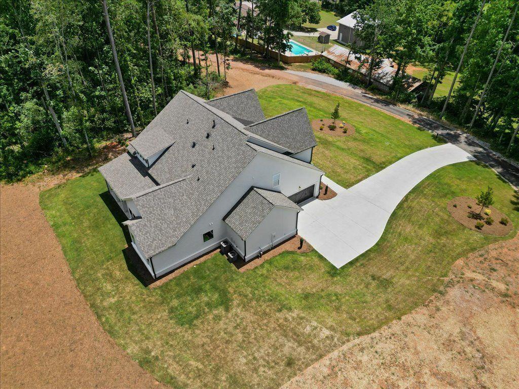 8180 Scarlett Grace Lane