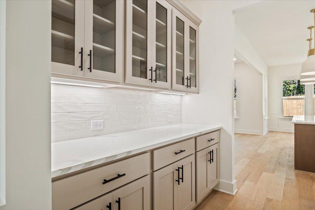 8240 Scarlett Grace Lane