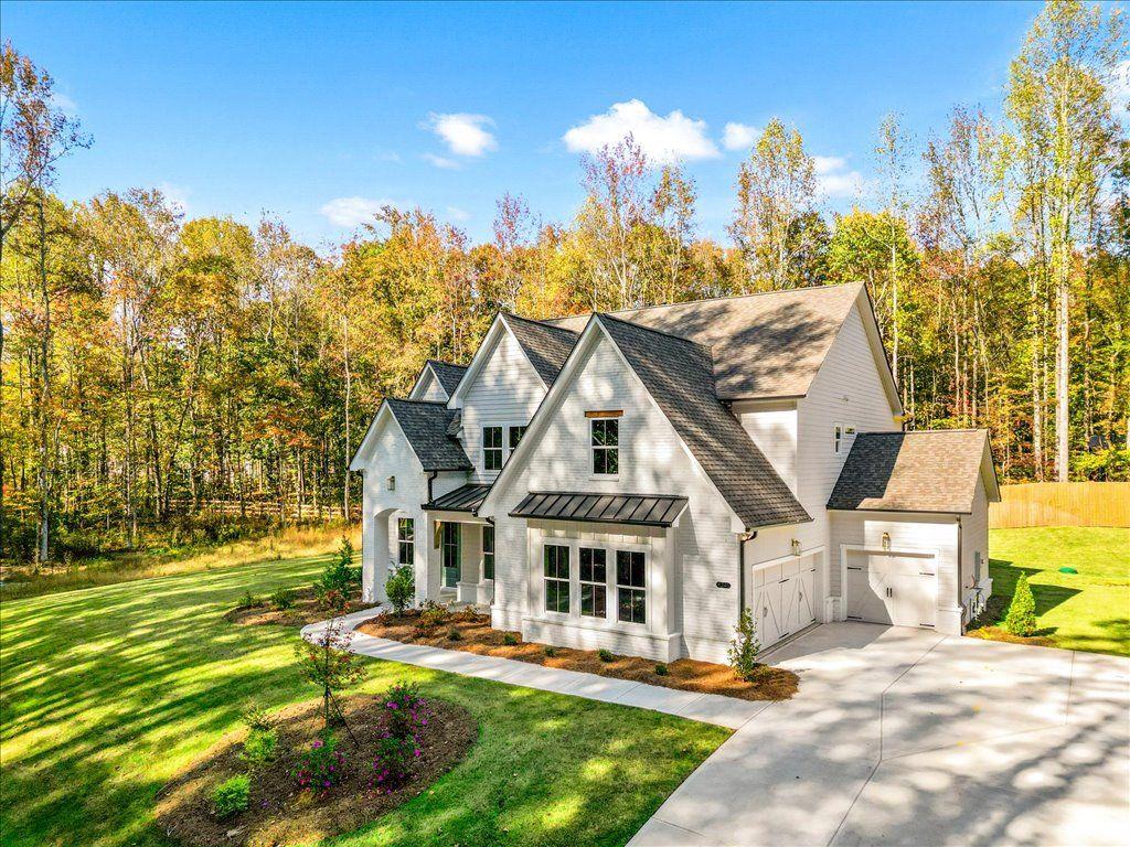 8240 Scarlett Grace Lane
