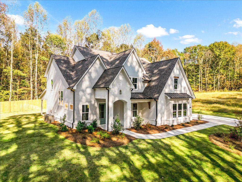 8240 Scarlett Grace Lane