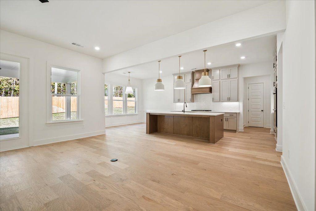 8240 Scarlett Grace Lane