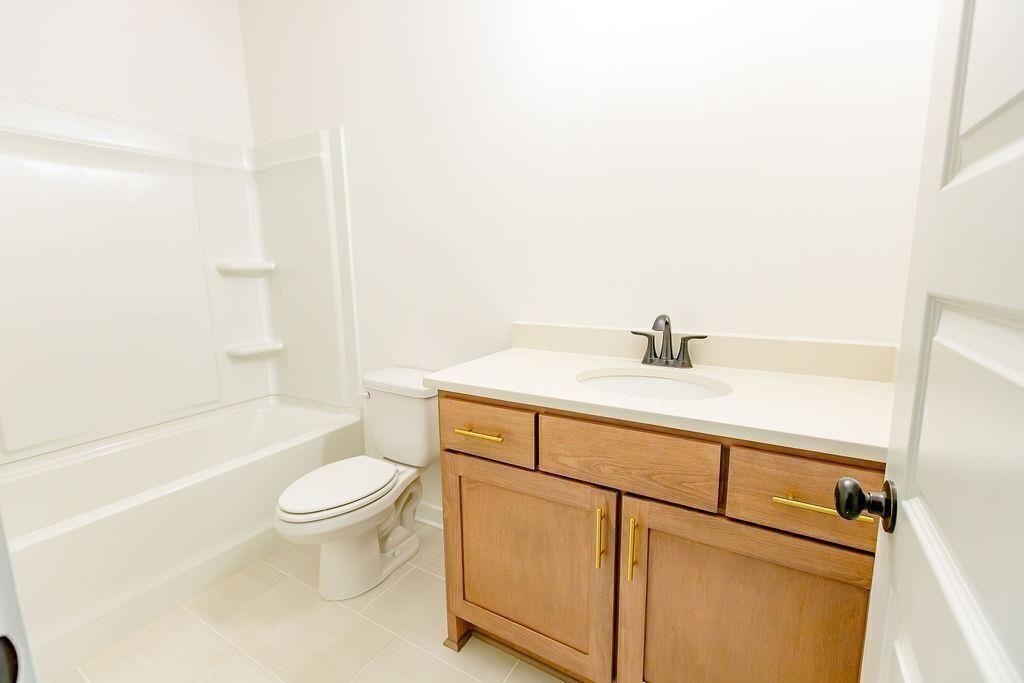 6525 Rhett Run