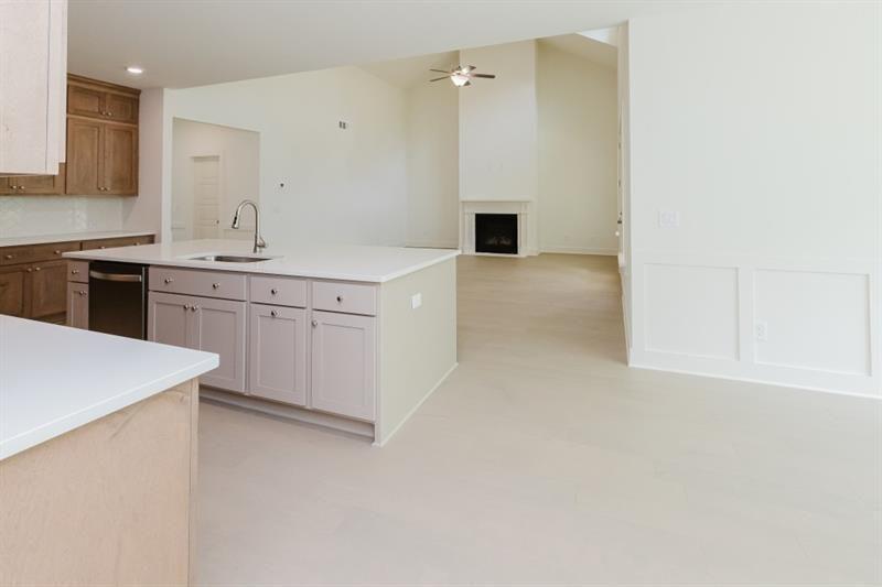 8320 Creekside Overlook