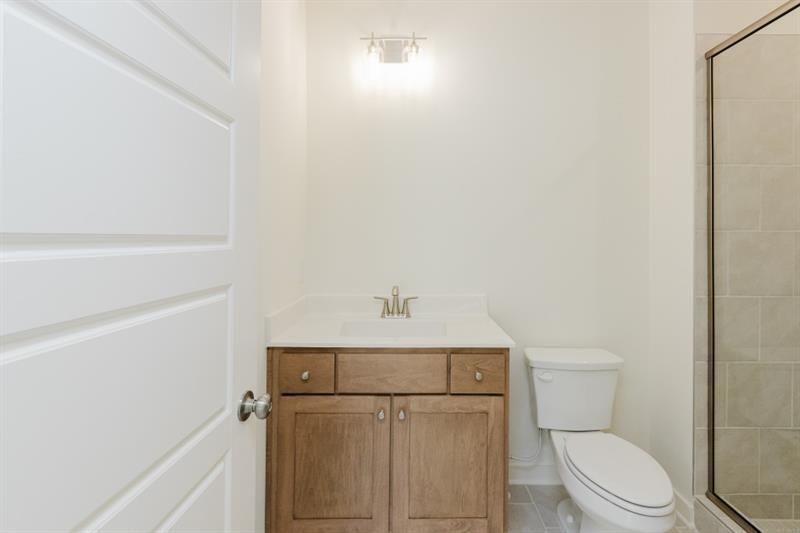 8320 Creekside Overlook