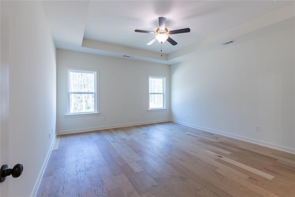8320 Creekside Overlook