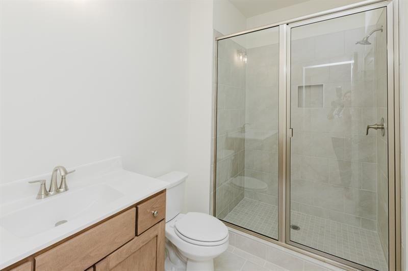 8320 Creekside Overlook