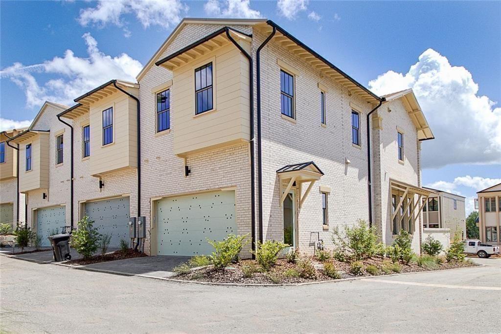 240 Rolison Way