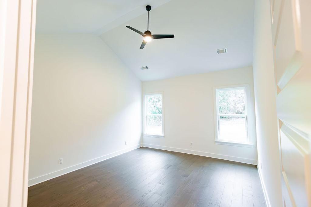 8350 Creekside Overlook Drive