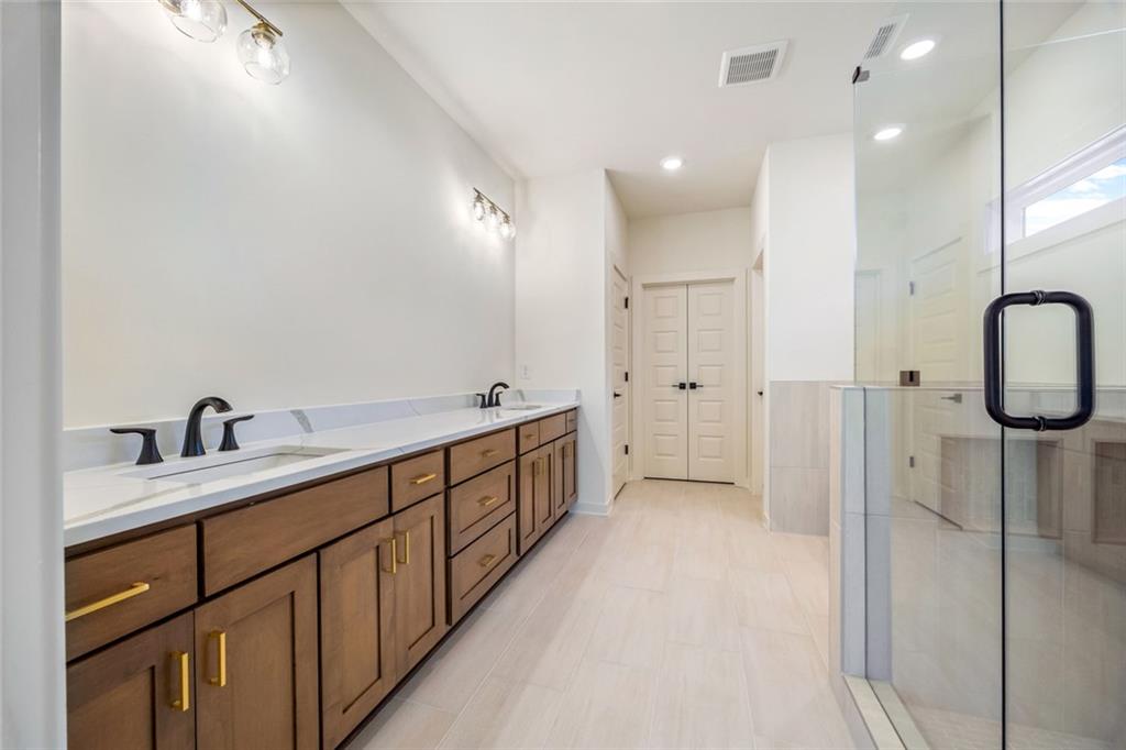 8415 Beryl Overlook