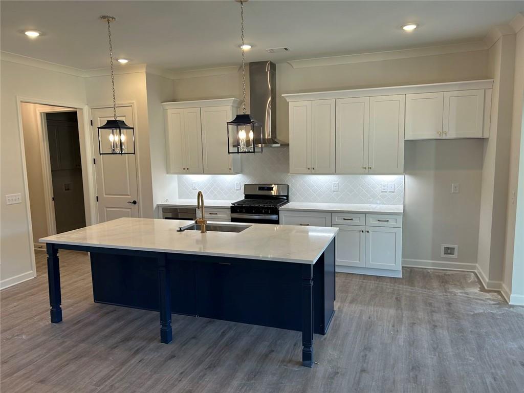 2000 Homestead Court