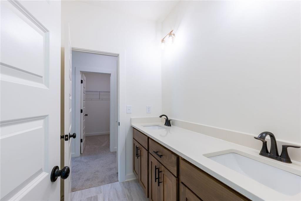 8290 Creekside Overlook Drive