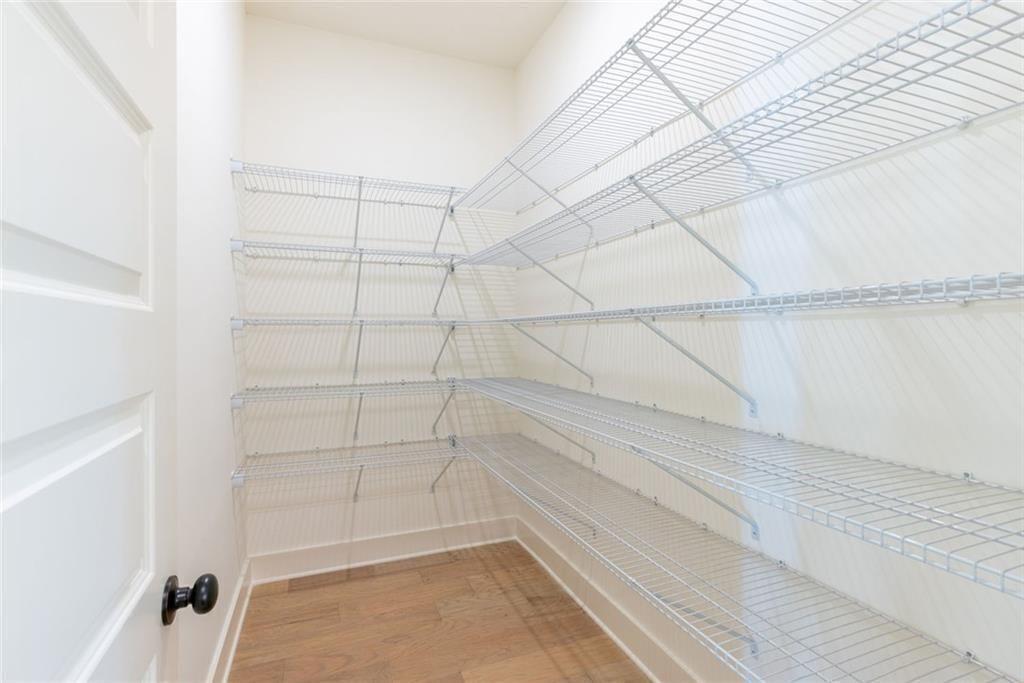 8290 Creekside Overlook Drive