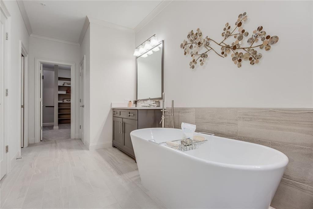 73 Bourbon Street Unit 5