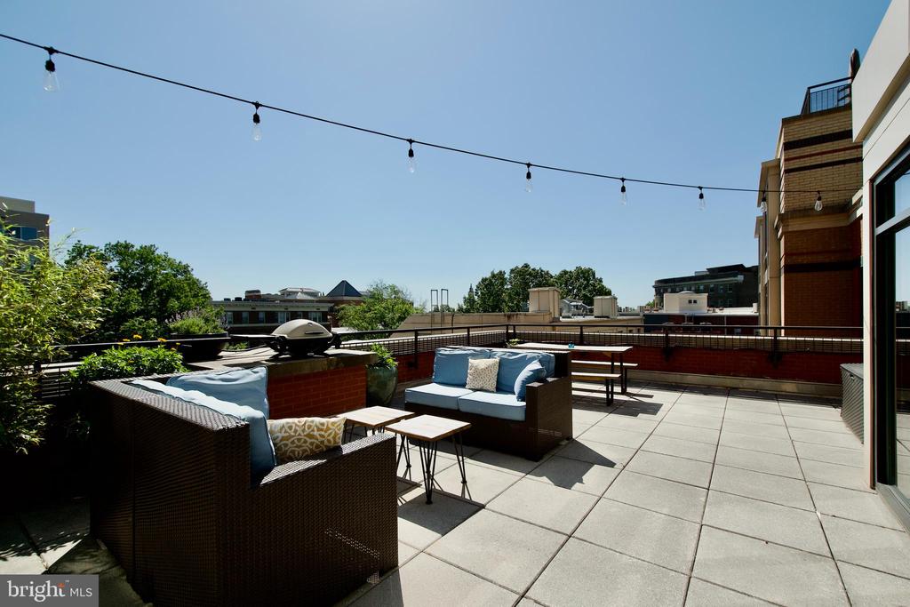 2818 CONNECTICUT AVENUE NW 503