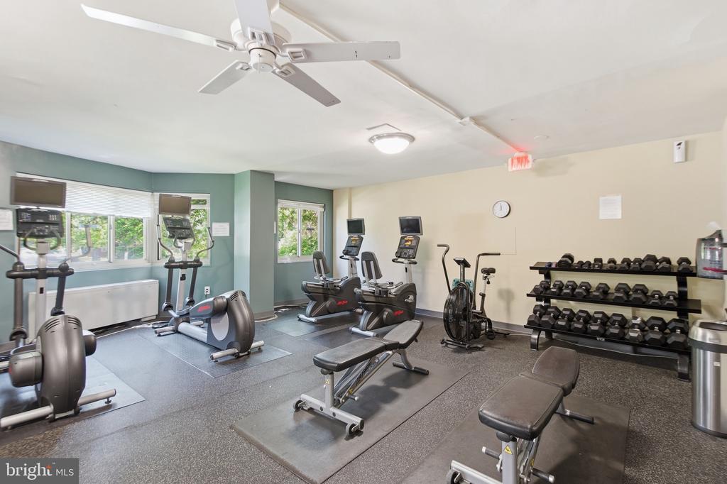 4600 CONNECTICUT AVENUE NW 926