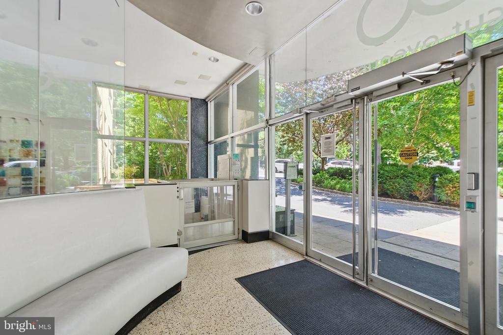 4600 CONNECTICUT AVENUE NW 926