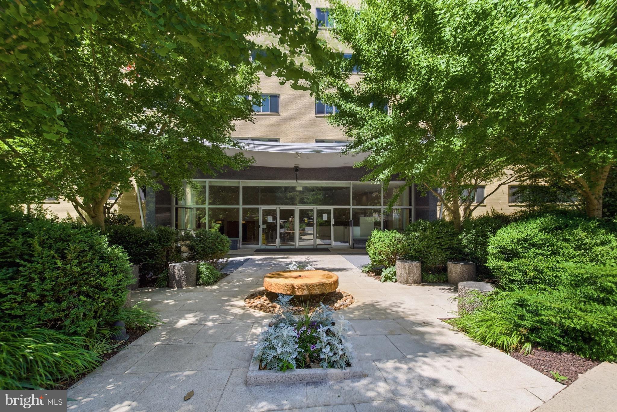4600 CONNECTICUT AVENUE NW 926