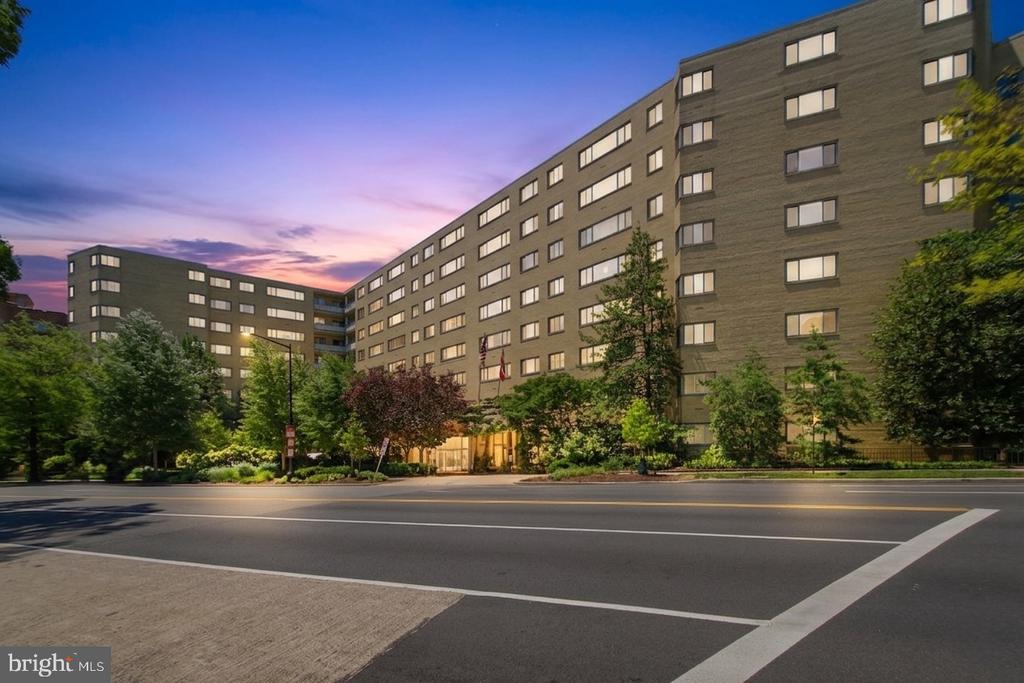 4600 CONNECTICUT AVENUE NW 926