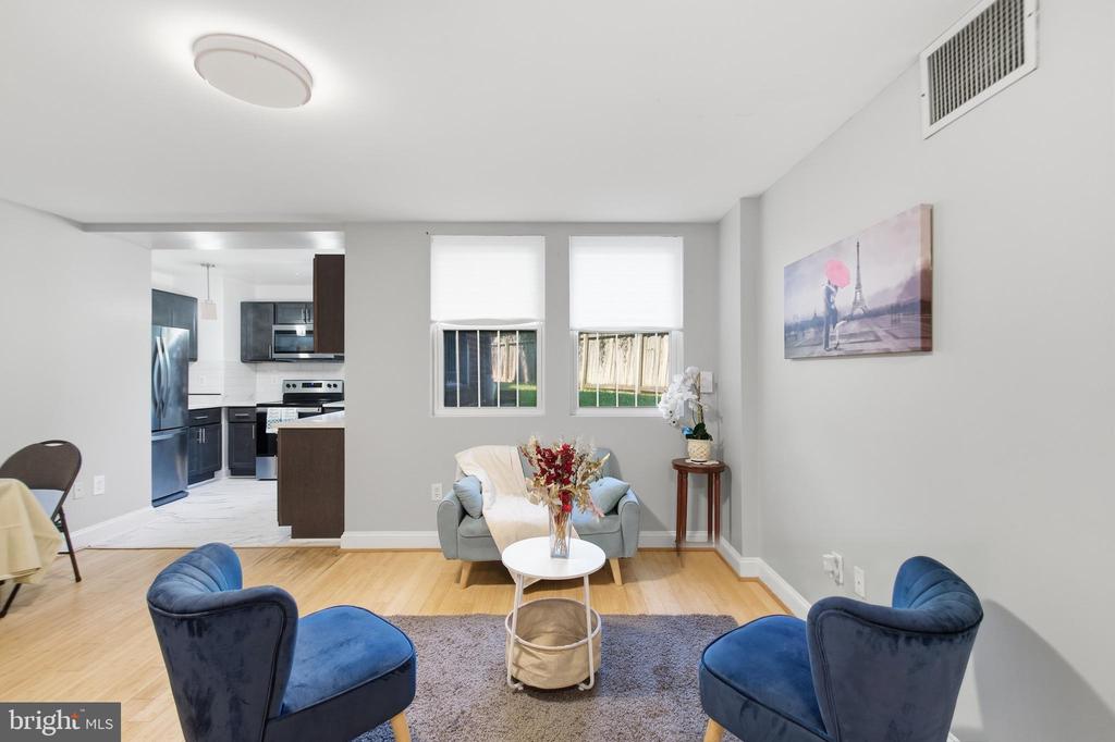 1380 BRYANT STREET NE Unit: 10