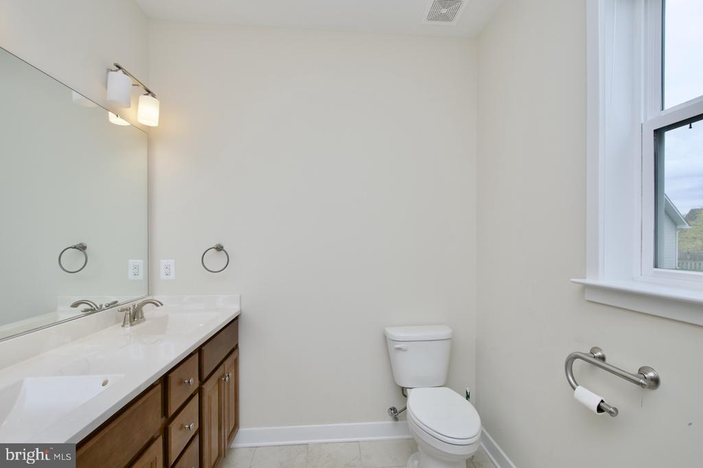 10669 WINDING TRAIL COURT