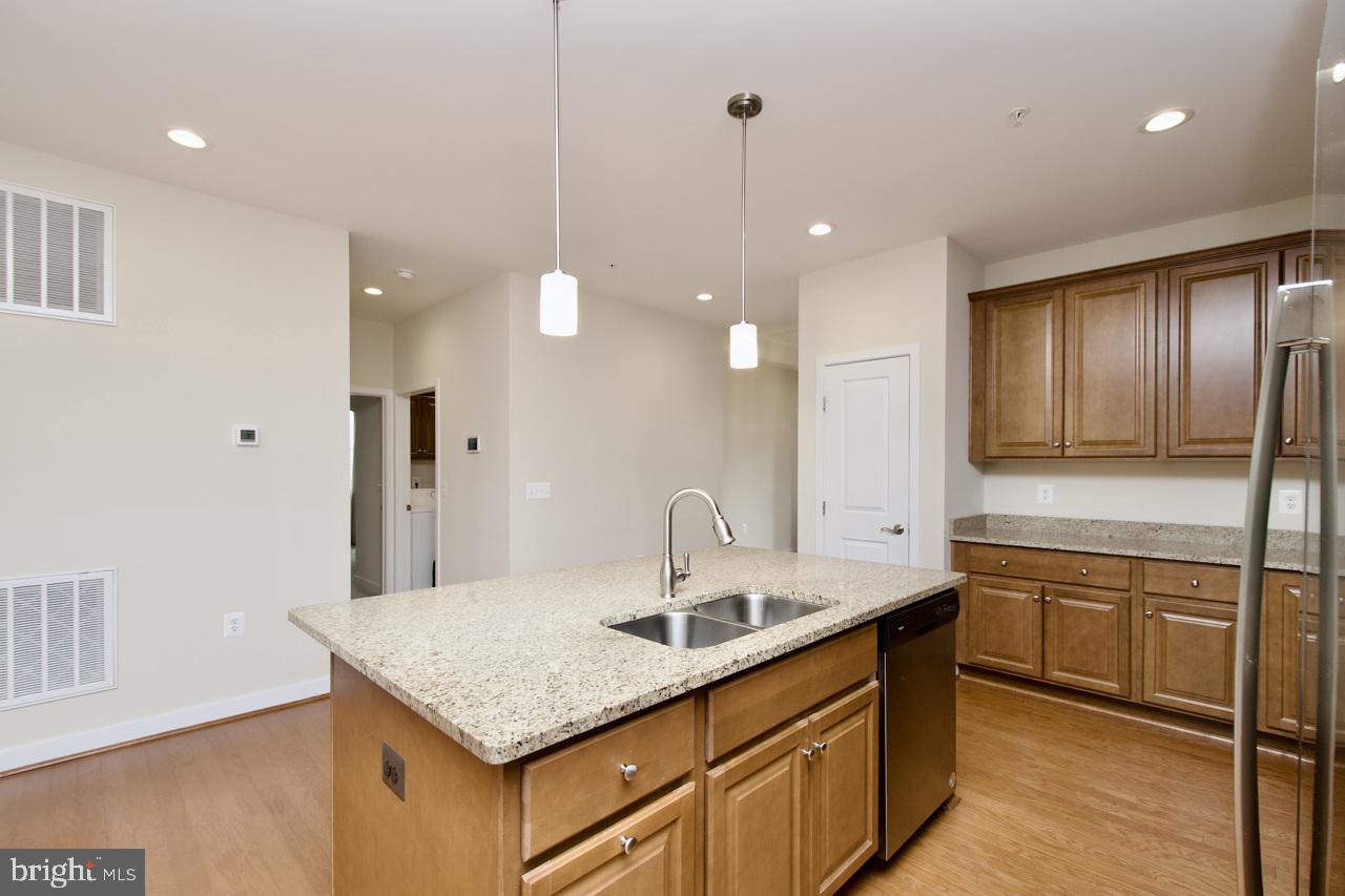 10669 WINDING TRAIL COURT