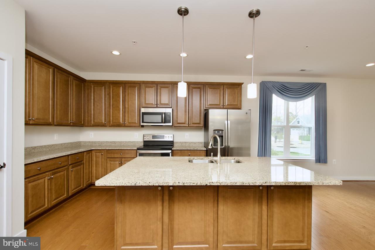 10669 WINDING TRAIL COURT