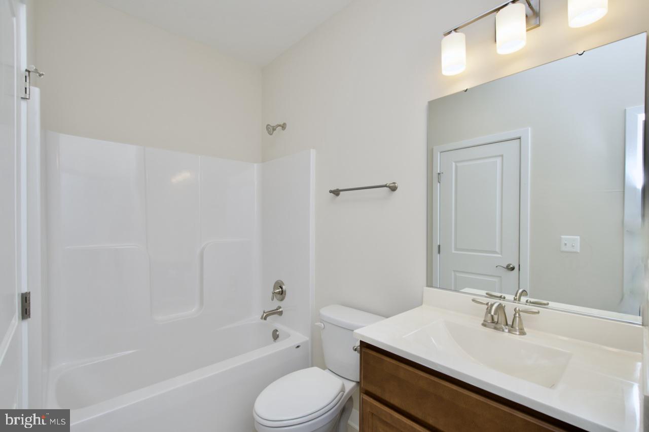 10669 WINDING TRAIL COURT