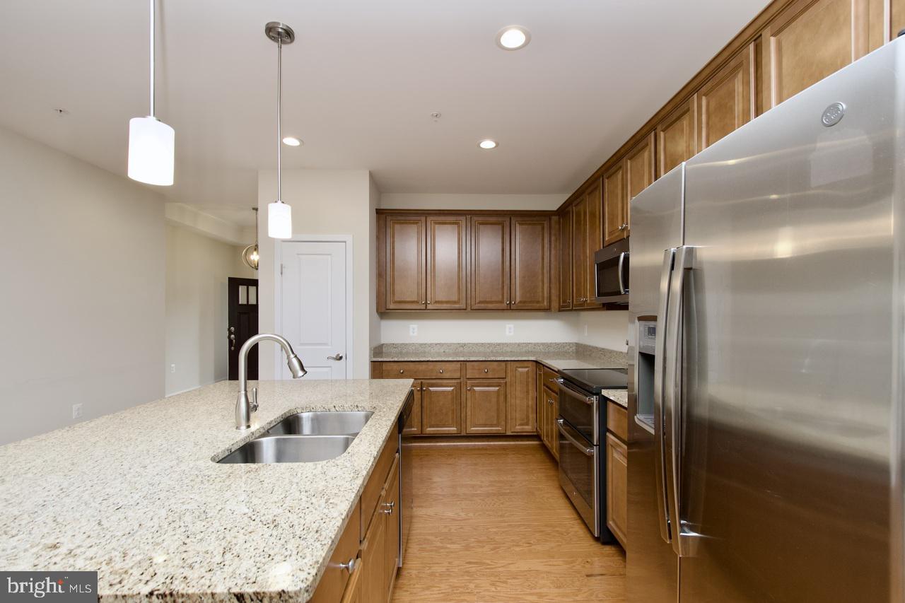 10669 WINDING TRAIL COURT