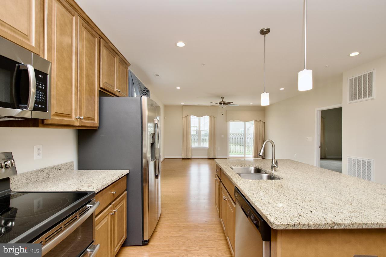 10669 WINDING TRAIL COURT