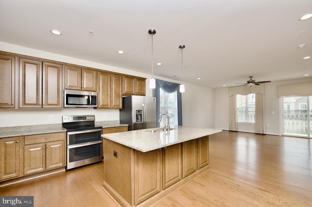 10669 WINDING TRAIL COURT