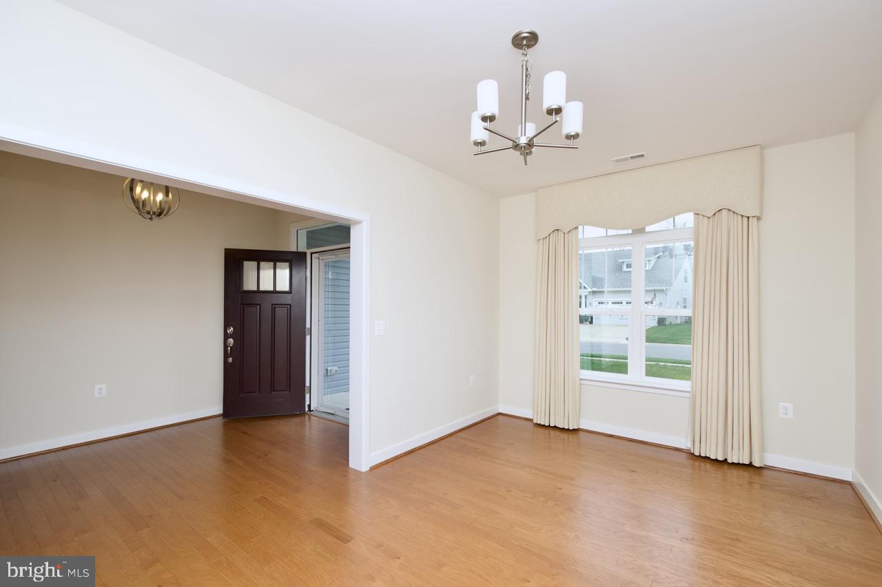 10669 WINDING TRAIL COURT