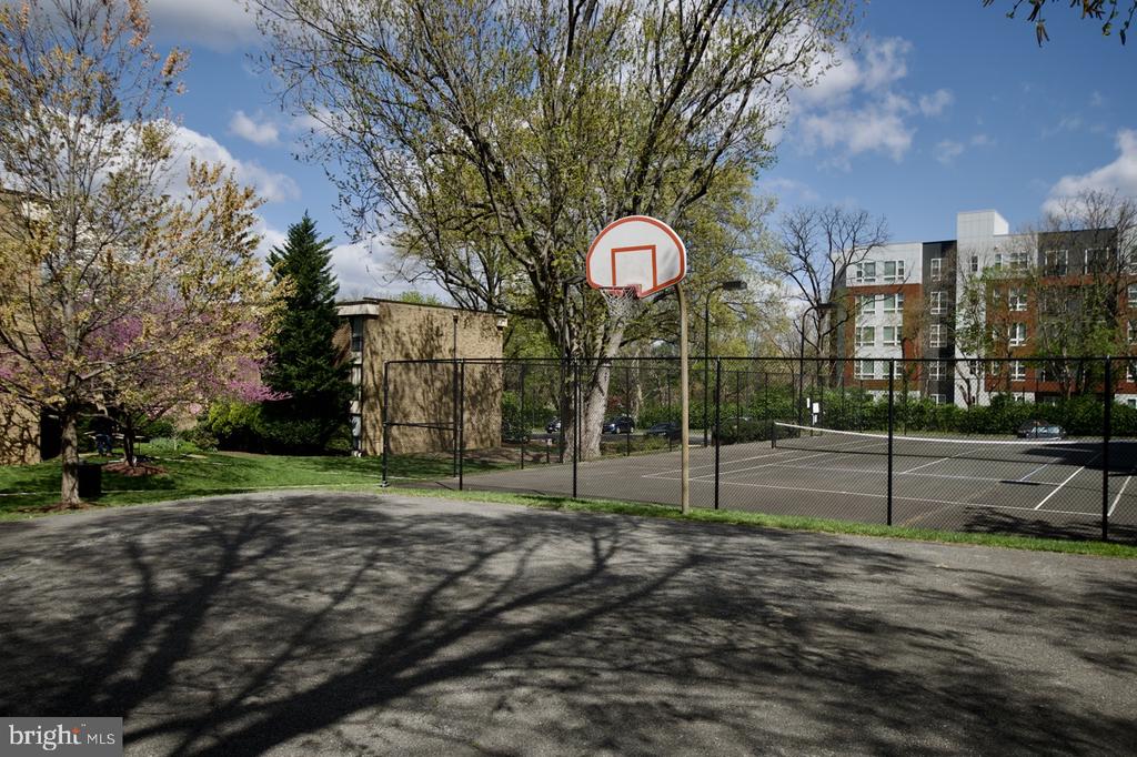 2105 WALSH VIEW TERRACE 15-302