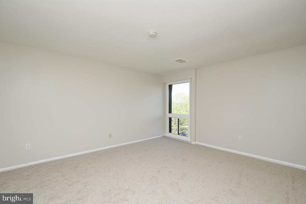 2105 WALSH VIEW TERRACE 15-302