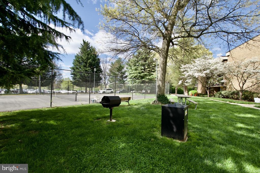 2105 WALSH VIEW TERRACE 15-302