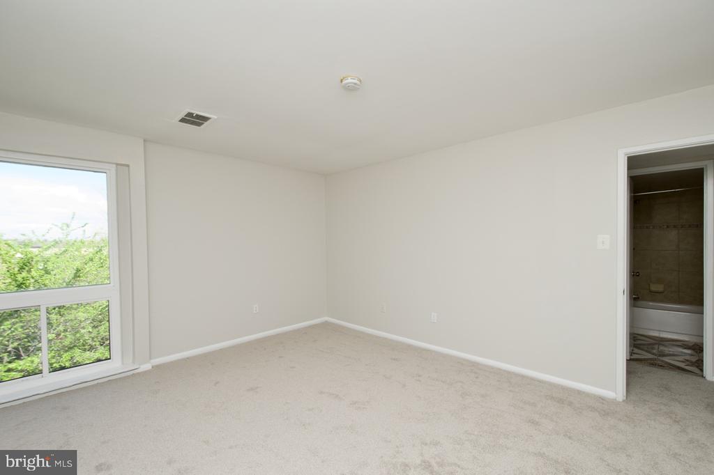 2105 WALSH VIEW TERRACE 15-302