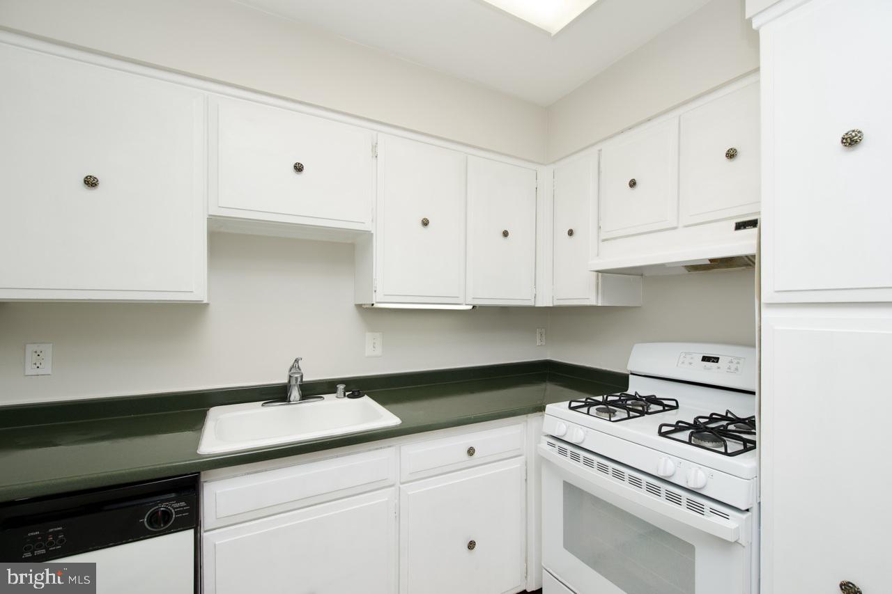 2105 WALSH VIEW TERRACE 15-302