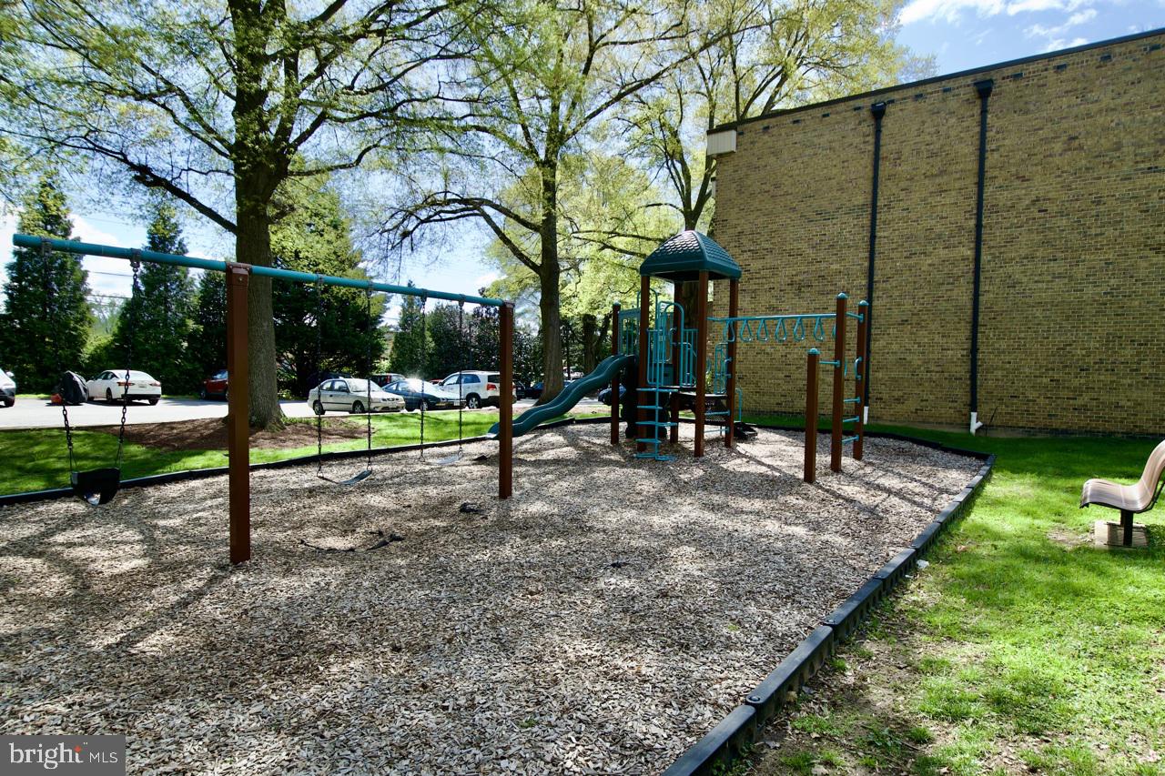 2105 WALSH VIEW TERRACE 15-302