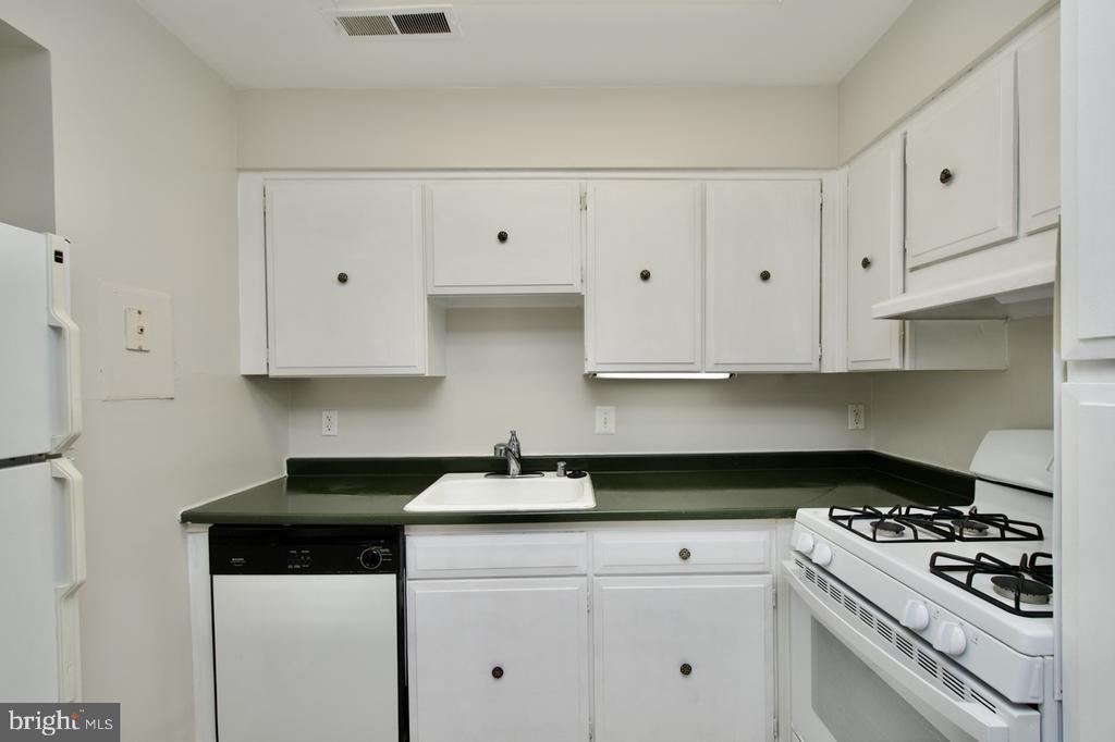 2105 WALSH VIEW TERRACE 15-302