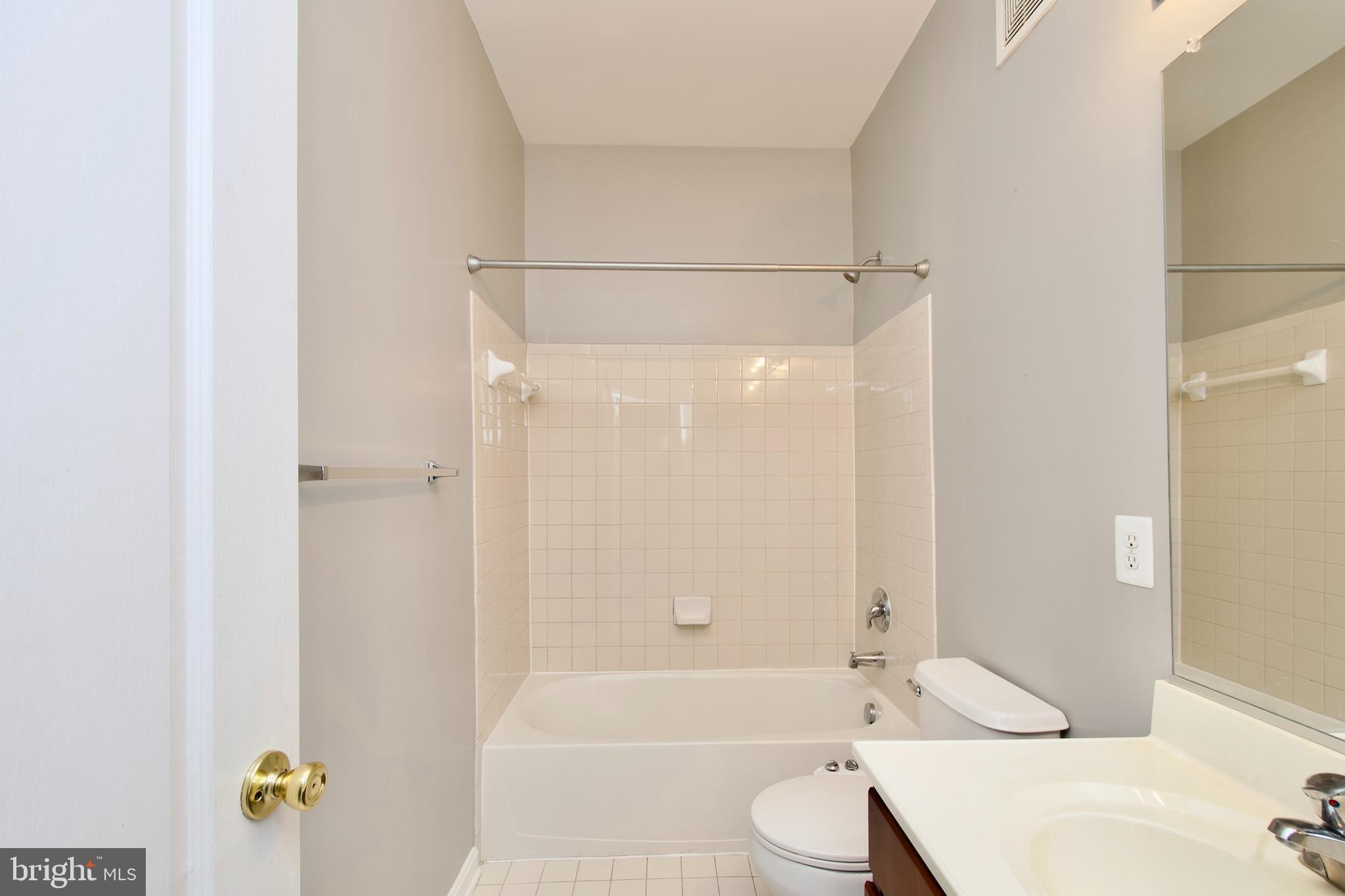 5531 LANIER AVENUE 360
