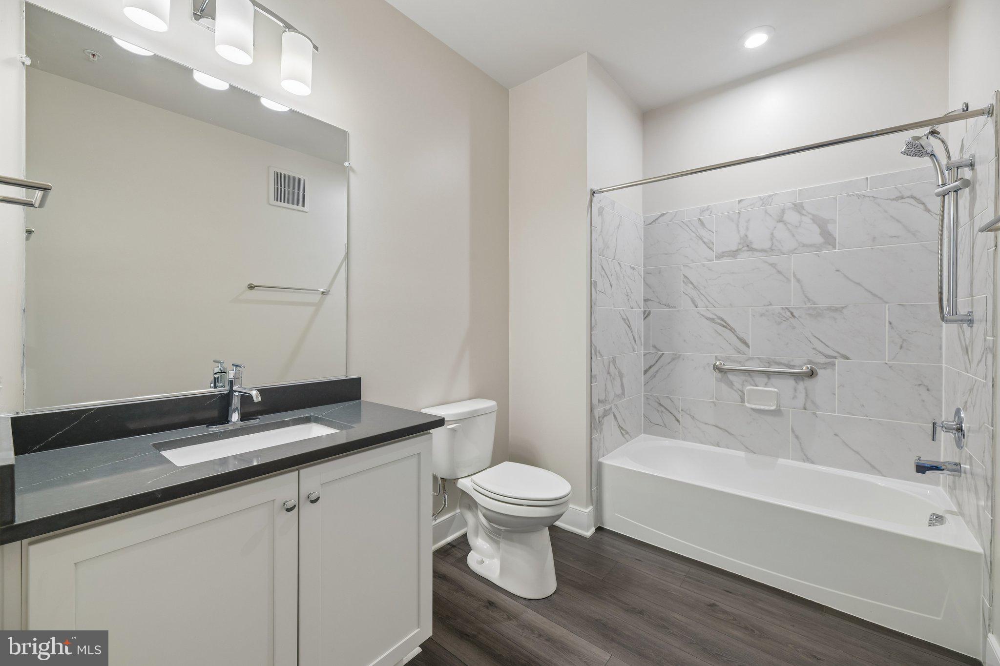 104 SAINT IVES PLACE 402