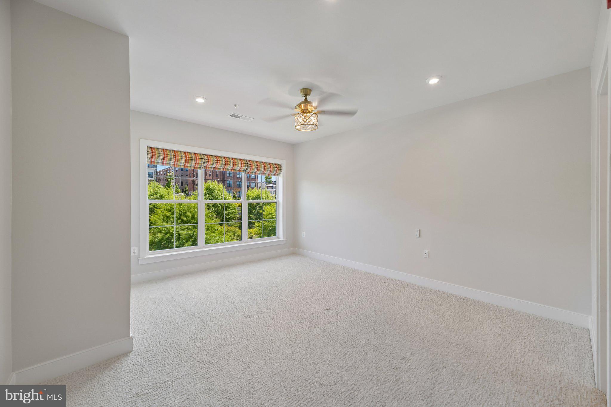 104 SAINT IVES PLACE 402