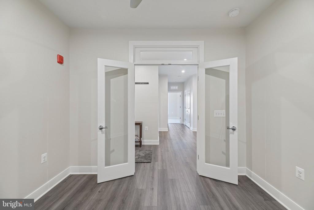 104 SAINT IVES PLACE 402