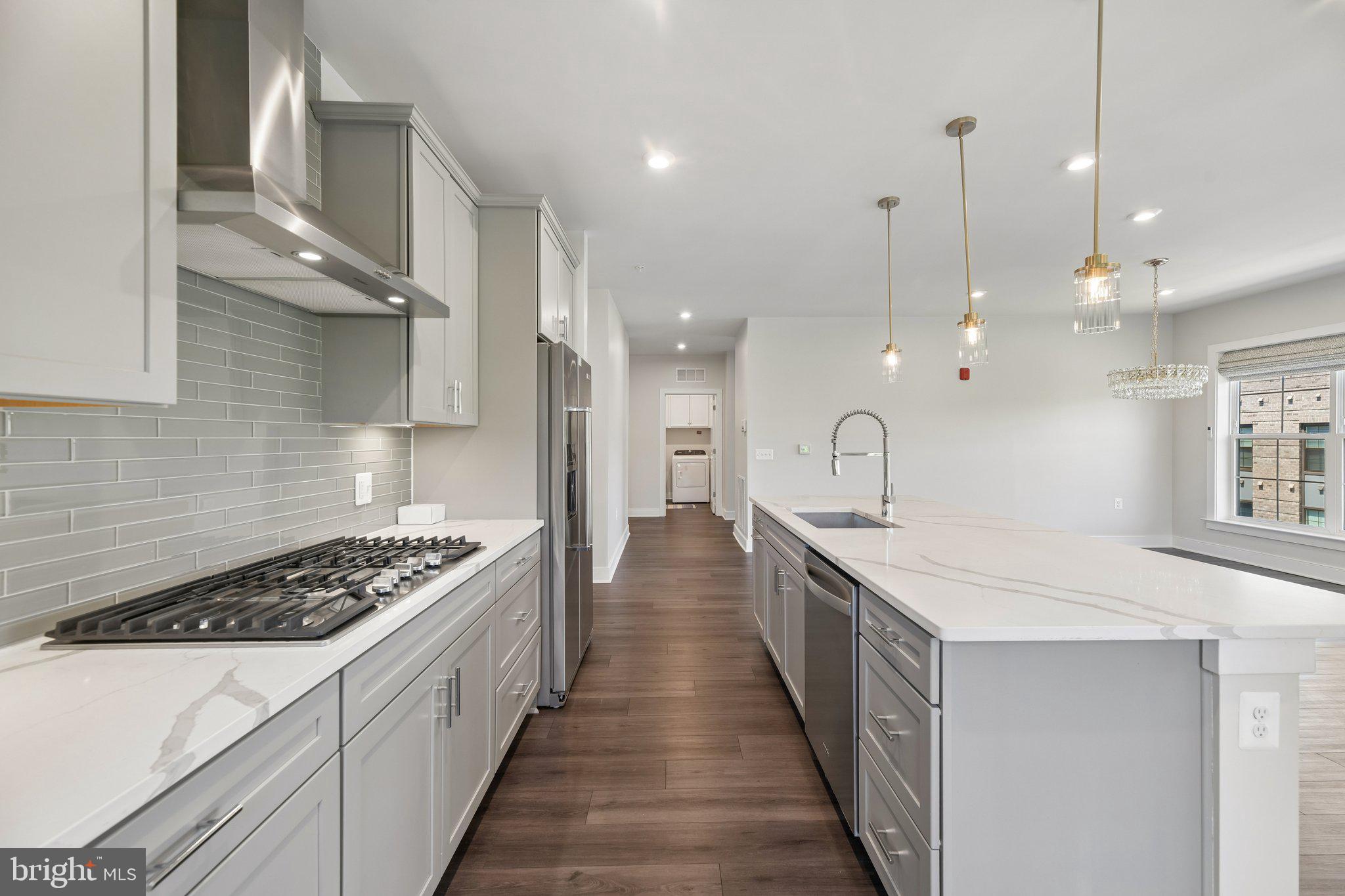 104 SAINT IVES PLACE 402