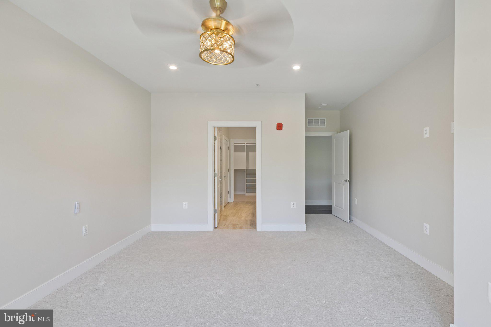 104 SAINT IVES PLACE 402