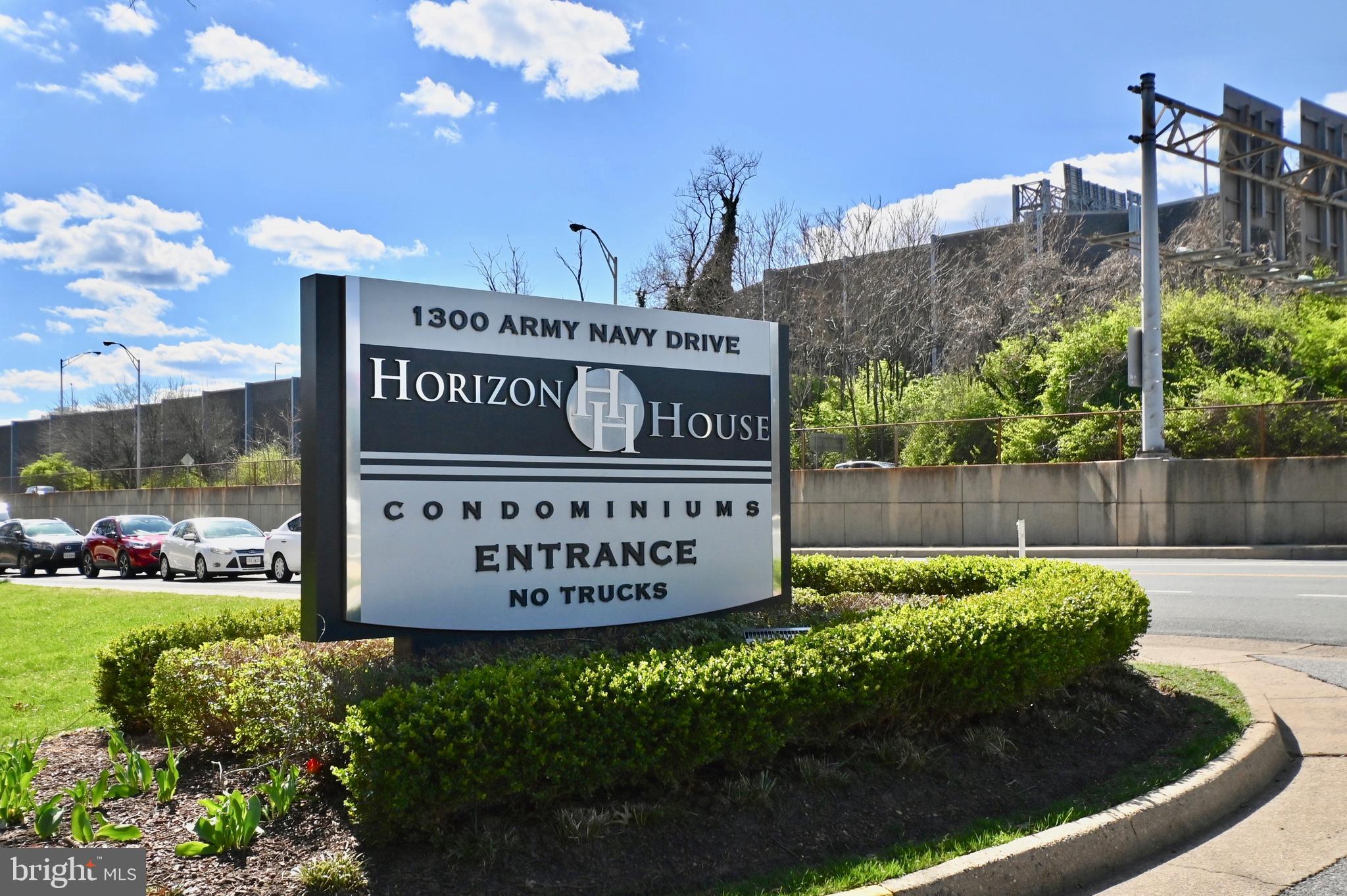 1300 ARMY NAVY DRIVE 729