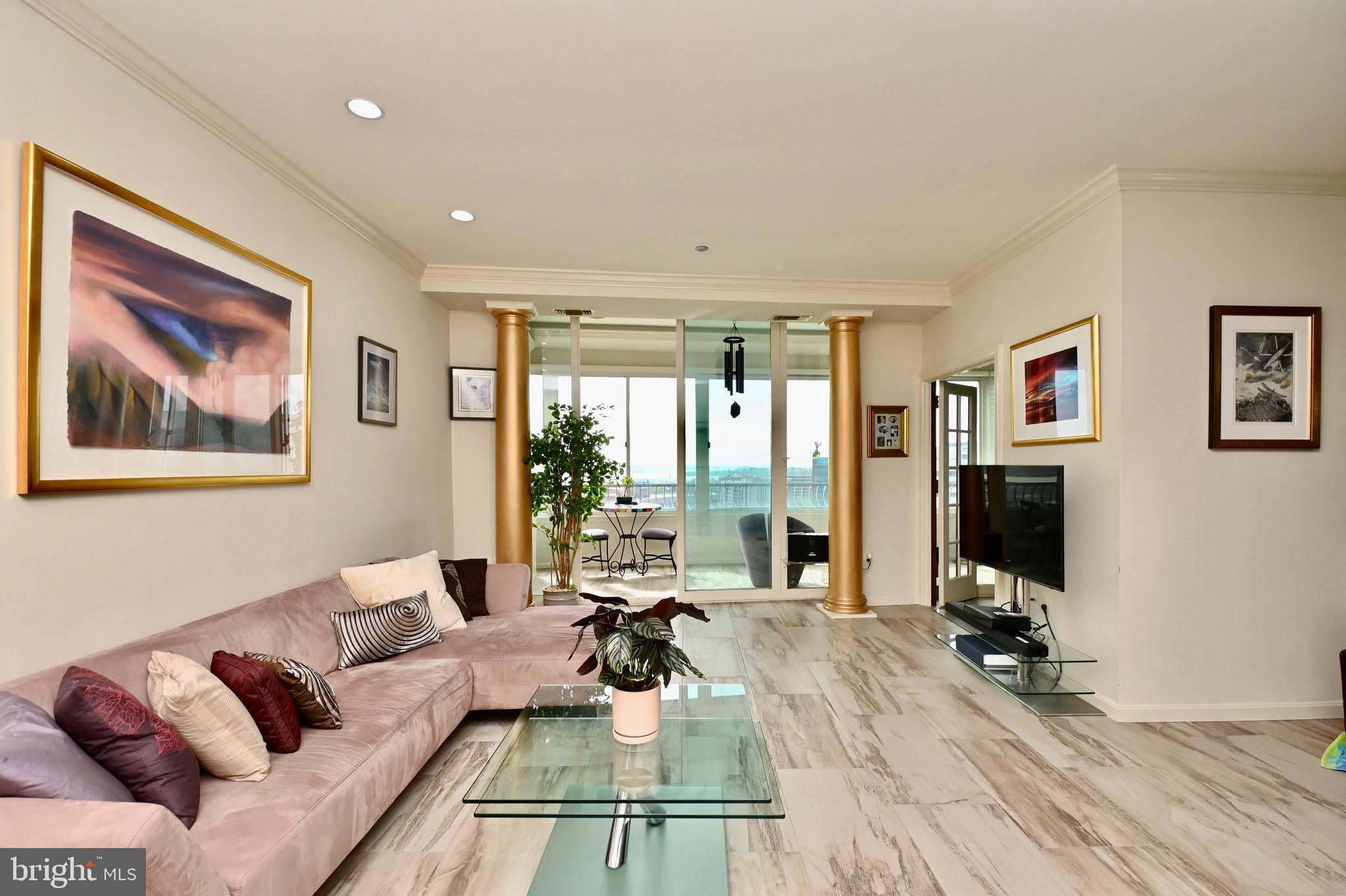 1300 CRYSTAL DRIVE PH8S