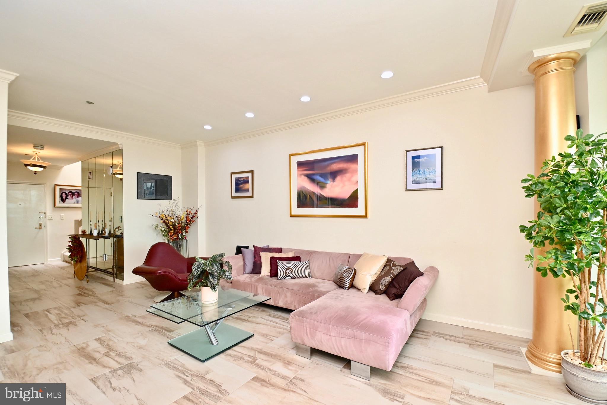 1300 CRYSTAL DRIVE PH8S