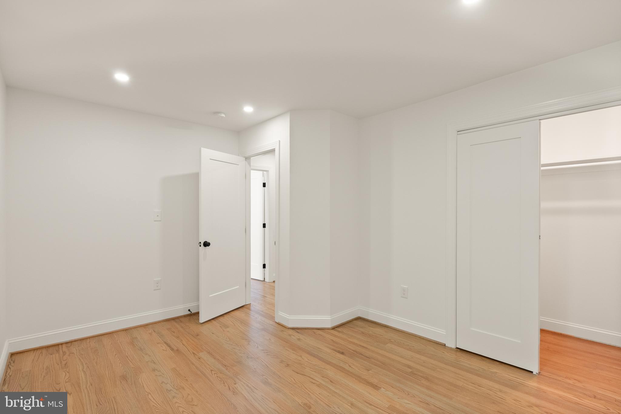 6337 22ND STREET N